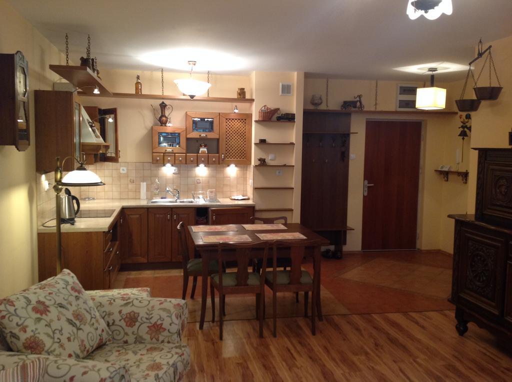 Apartament Stary Kazimierz - Apartamenty Pod Aniolem カジミエシュ・ドルニ エクステリア 写真